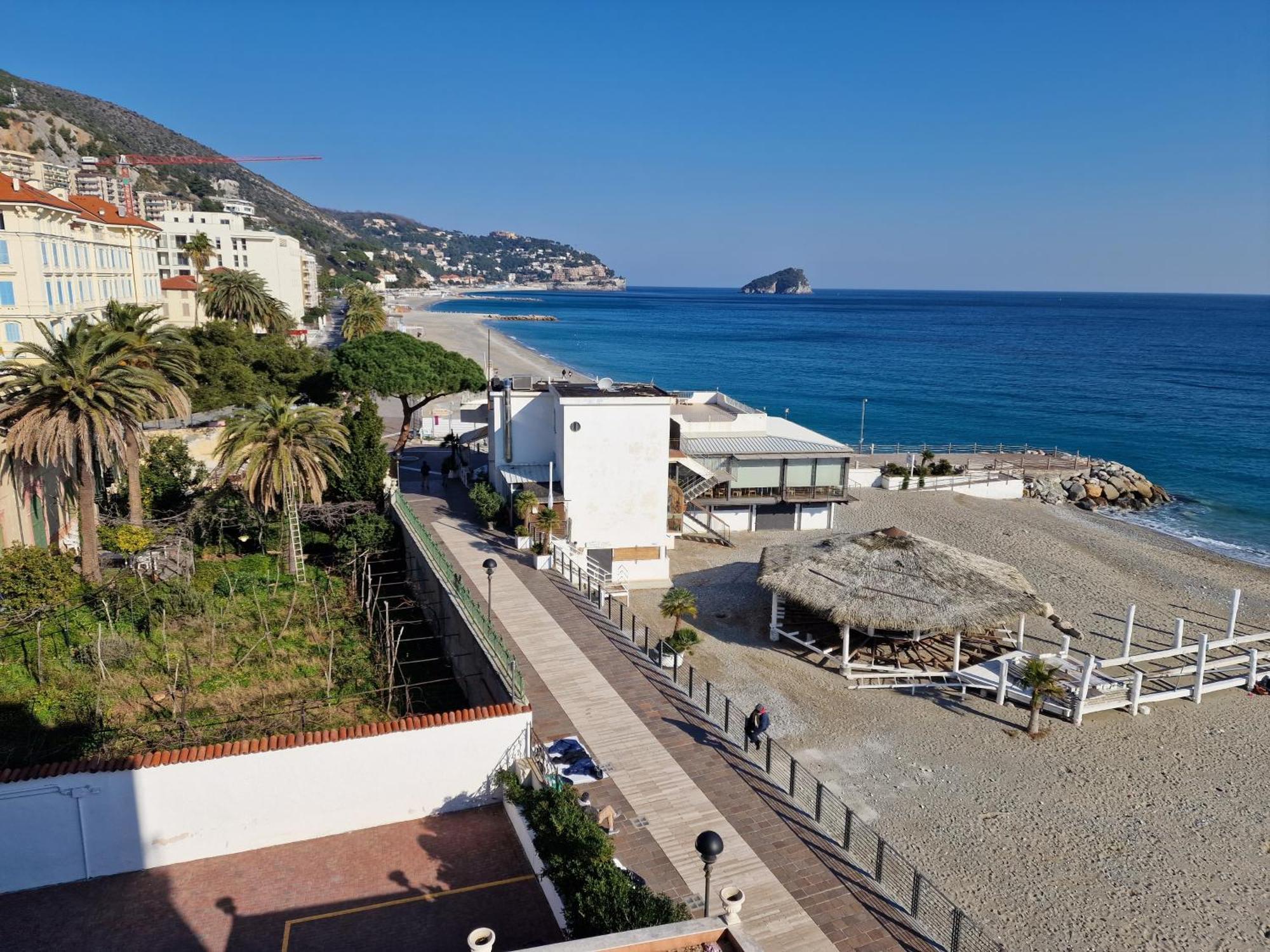 Hotel Miramare Spotorno Exterior photo